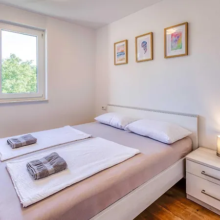 Isabella Apartmán