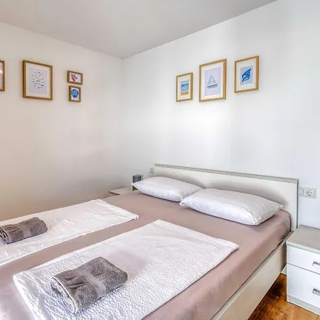 Isabella * 니바이스