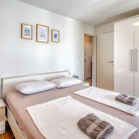 Isabella 니바이스